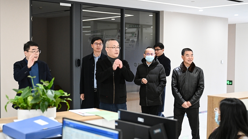 &ldquo;卯&rdquo;足干勁 &ldquo;兔&rdquo;飛猛進 集團領導開工首日走訪鼓勁送祝福