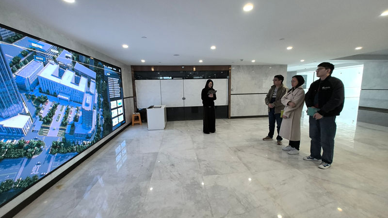 濱江區(qū)科技局黨組成員、副局長李丹調研浙農綠色雙創(chuàng)孵化器